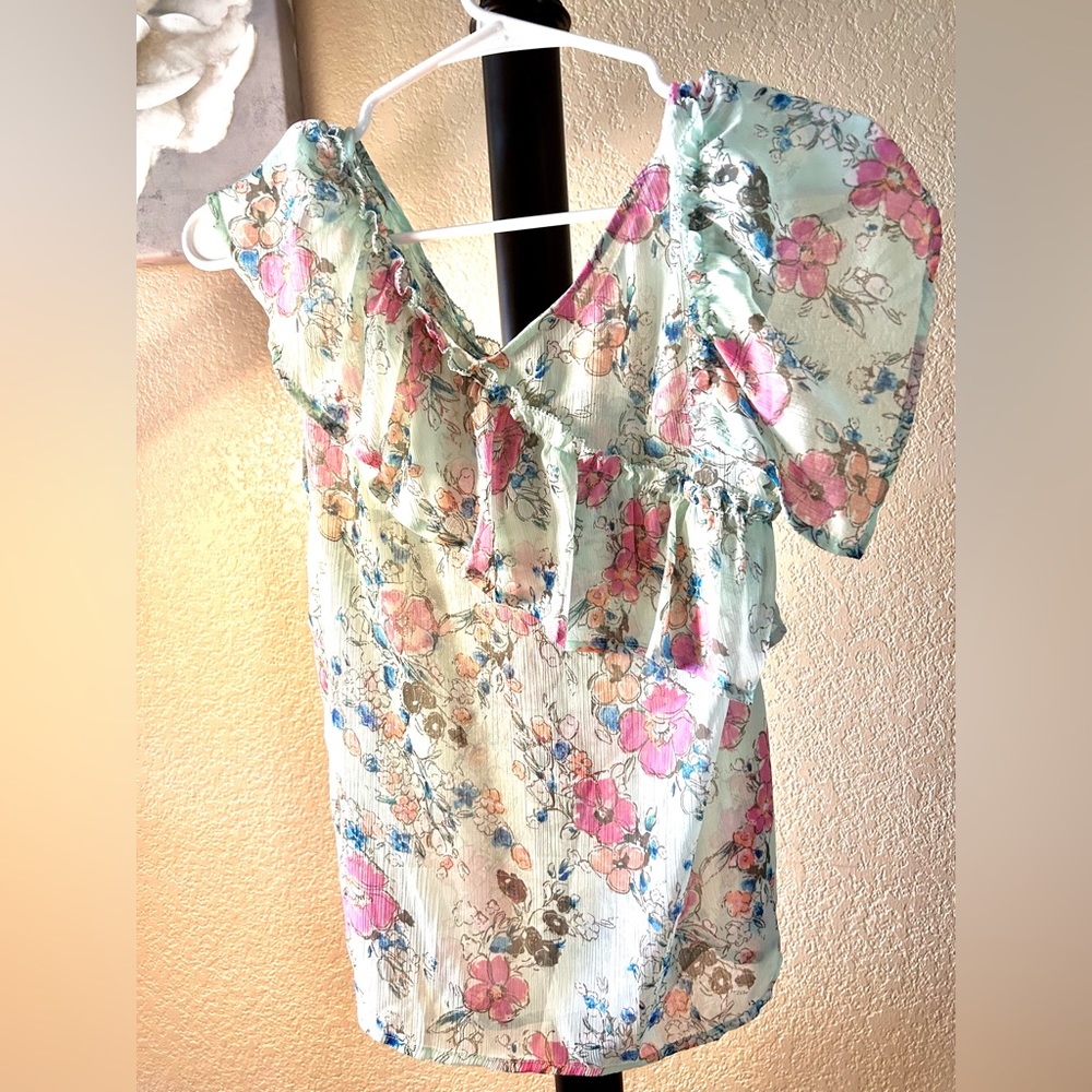 Size small summer top.